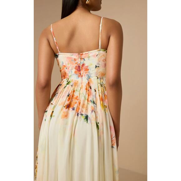 HEMANT AND NANDITA Corsetted Long Dress in Ivory Floral - Picture 5 of 12